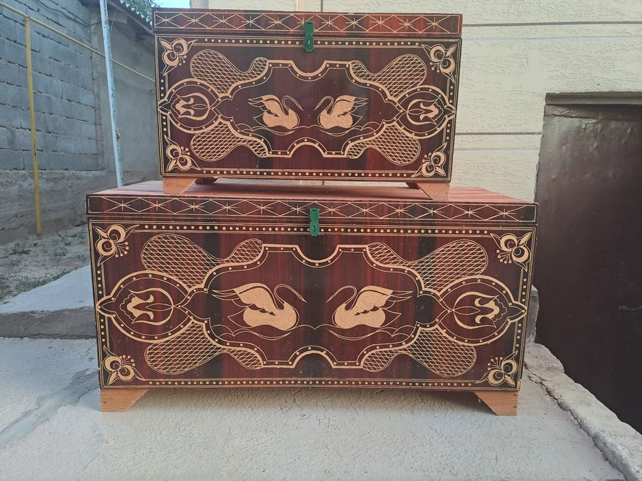 Сандық сатылады .