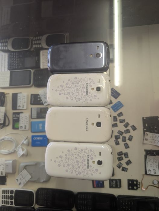 Samsung S3 mini 15€ за брой