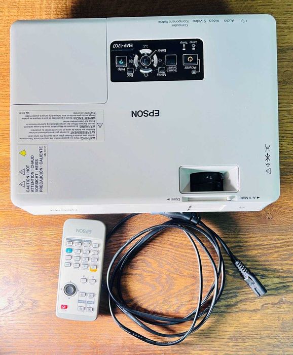Проектор Epson Europe Projectors / EMP-1707