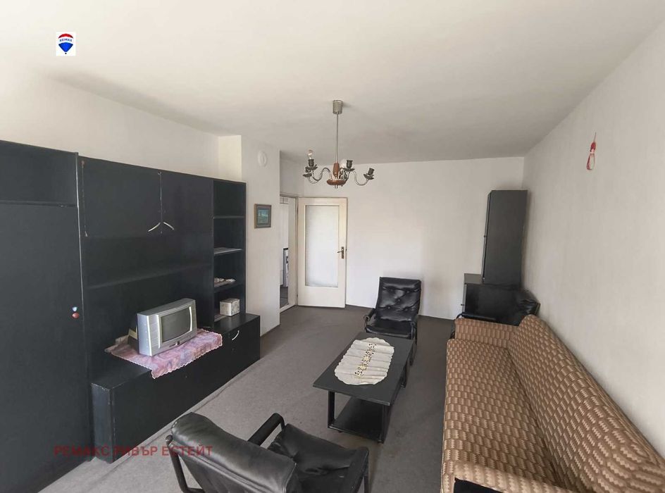 Продава се Двустаен апартамент в Русе, Дружба 1 - 61 кв.м за 1345 €/кв.м - Снимка #1