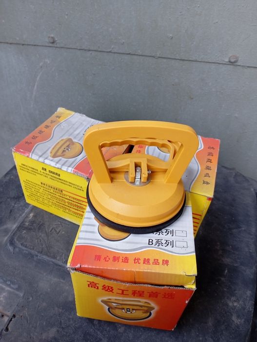 Присоски для стекол и кафеля