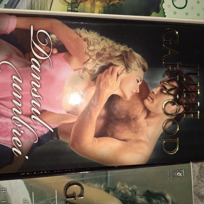 Set 9 carti noi romantice Julie Garwood!