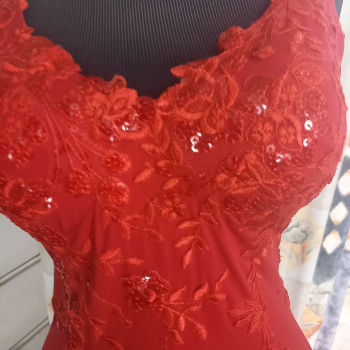 Официална дамска рокля