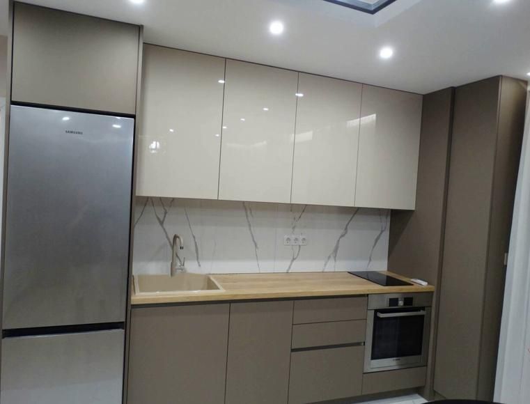 Дава се под наем Двустаен апартамент в Пловдив, Остромила - 78 кв.м за 450 € - Снимка #4