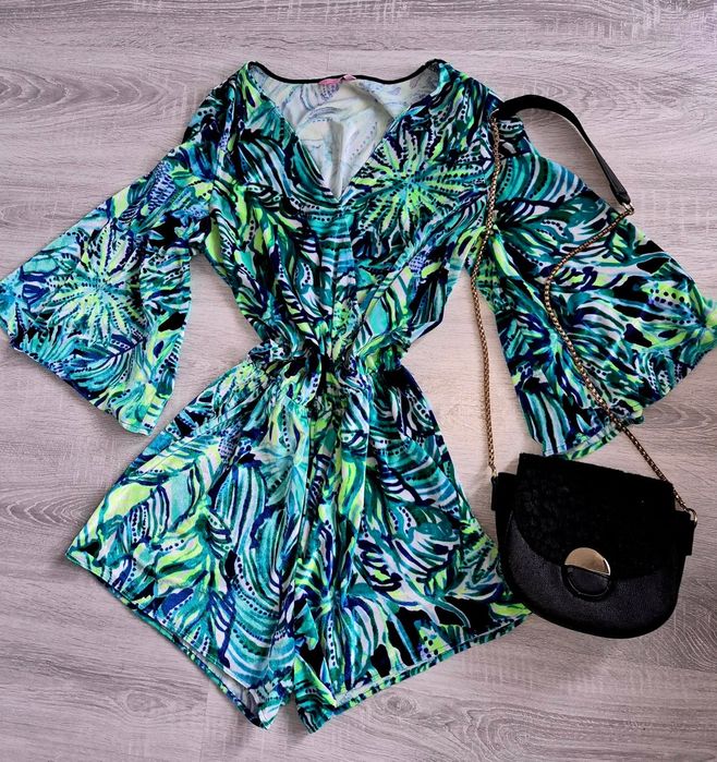 Дамски Дрехи и аксесоари