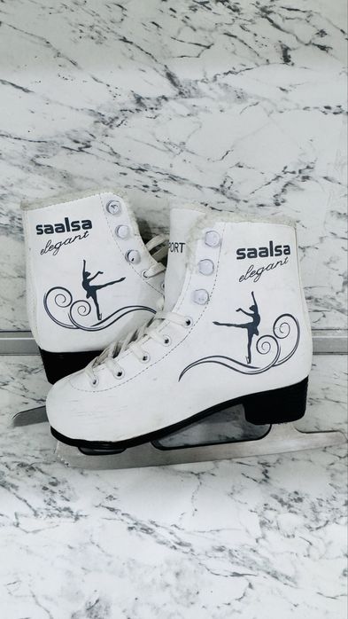 Продам коньки на девочку. Размер 33