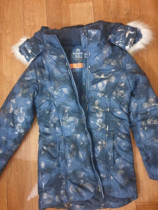 Курточки на девочку до 9лет