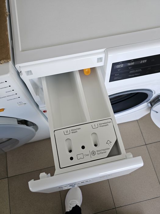 Пералня Míele W1