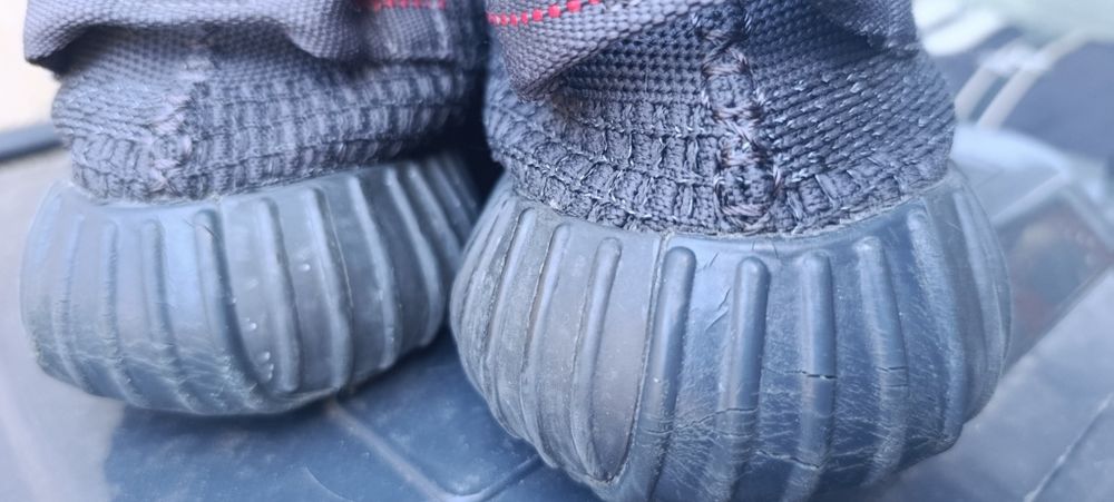 Adidas YEEZY BOOST 350