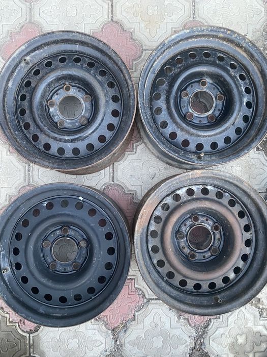 Диски штамповка на BMW