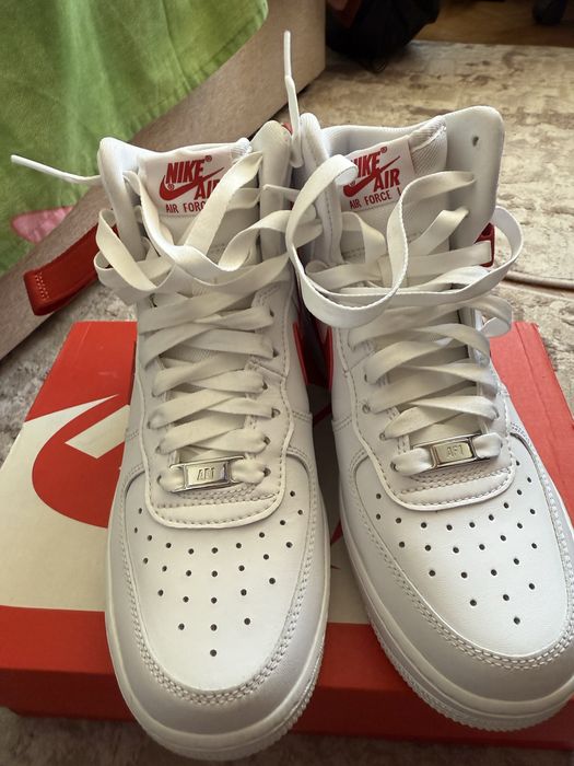 Vand adidasi albi Nike Air