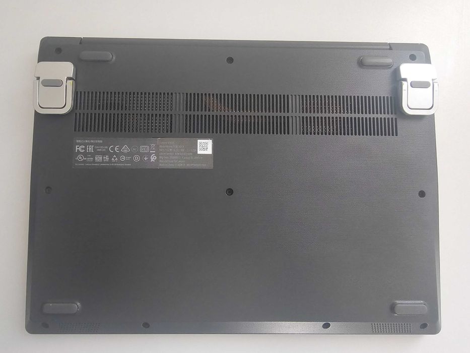 Laptop Lenovo V14-IIL