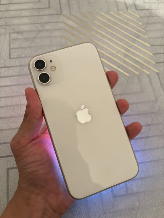 Продам iPhone 11