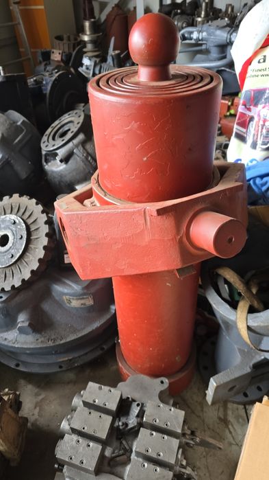 Cilindru basculare 8x6 iveco..man..etc