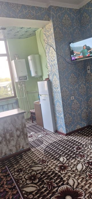 Uy sotiladi srochno!