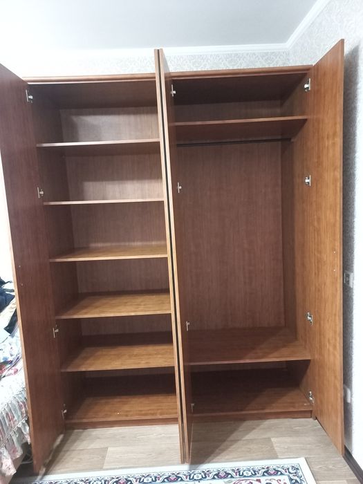 Продам спальный шифоньер