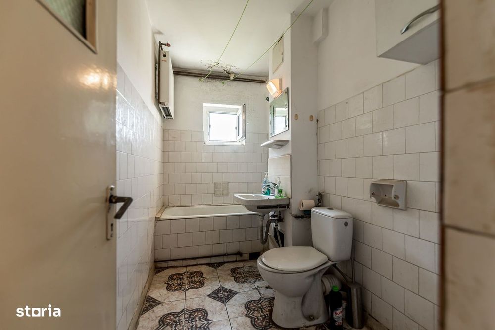 REZERVAT! Apartament 3 camere în Vlaicu (zona Agora Mall) – etaj 2/4