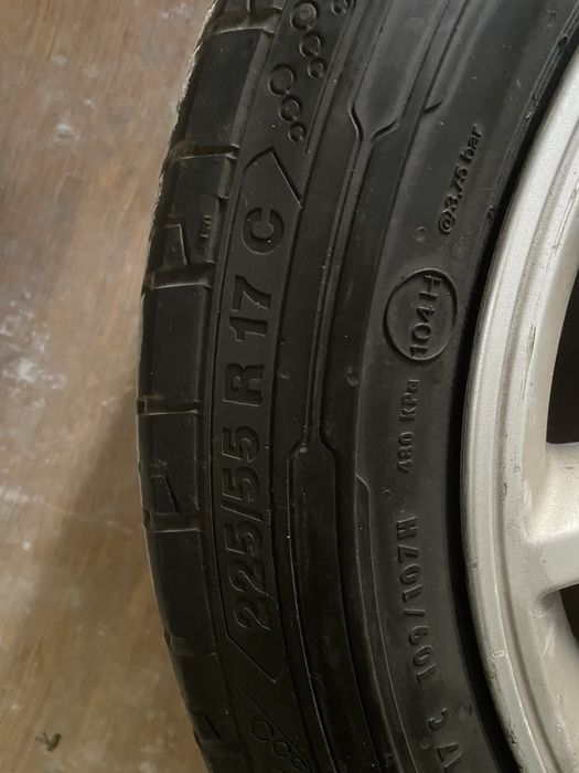 Продам диски R17 toyota