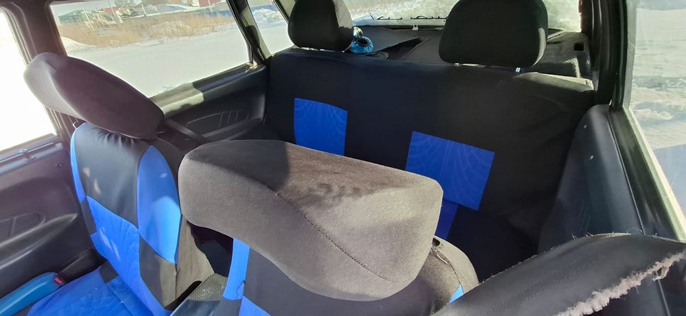 Продам машина ваз 2115