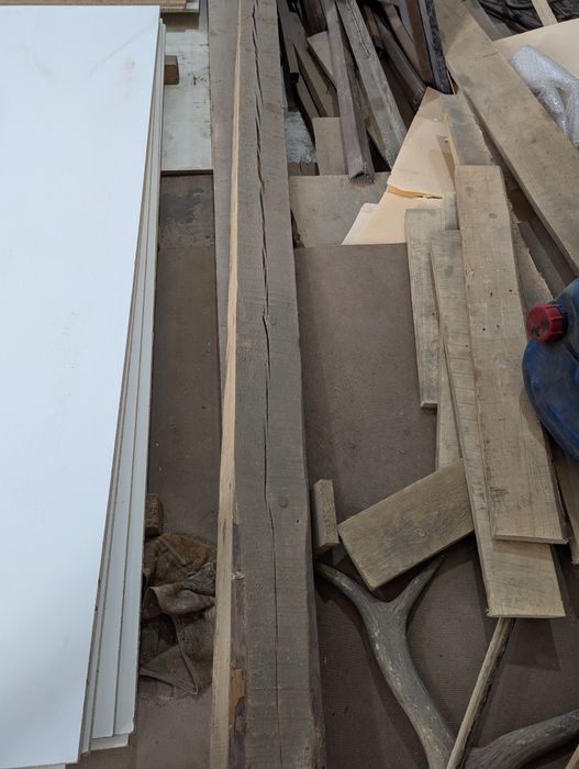 Продам сухой брус 150*150мм