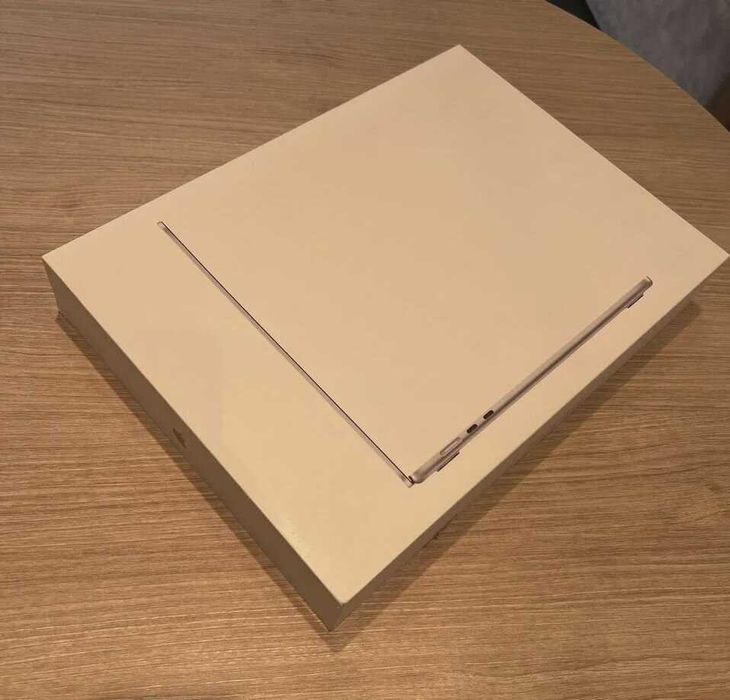 Apple MacBook Air 15 M2  8GB 256GB