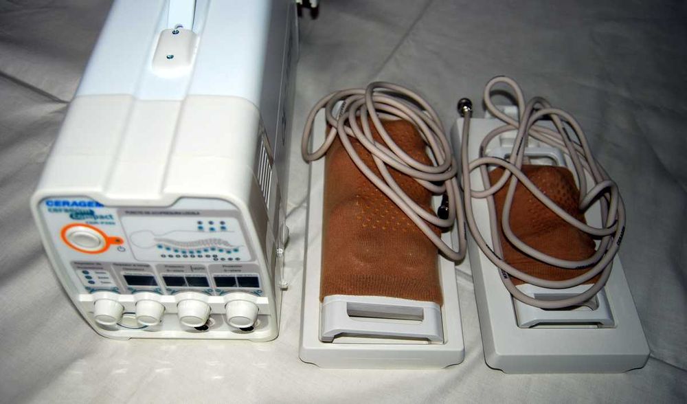 Aparat personal de termomasaj Ceragem Compact