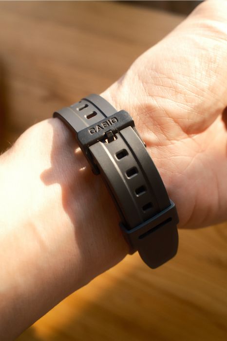 Продам касио часы в винтажном стиле 90хх