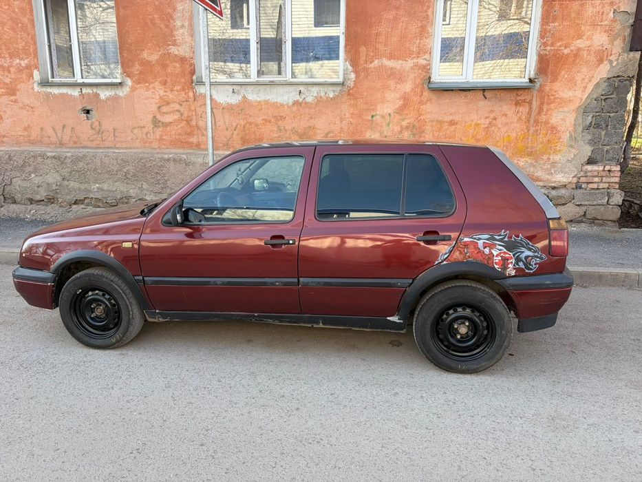 Продам машину гольф 3