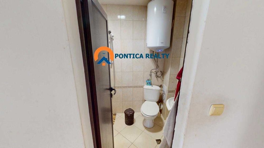 Тристаен в с. Кошарица к-с Бей Вью Вилас