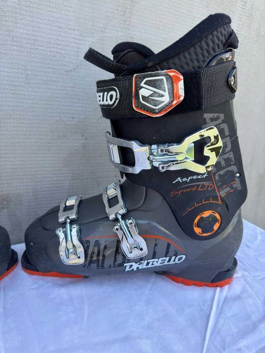 Clapari ski schi Dalbello Aspect LTD marime EUR:43.5 Mondo:28.5