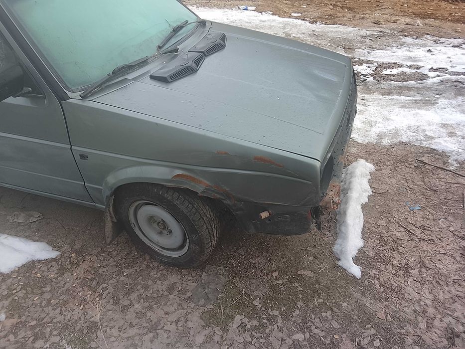 Автомобиль гольф 2