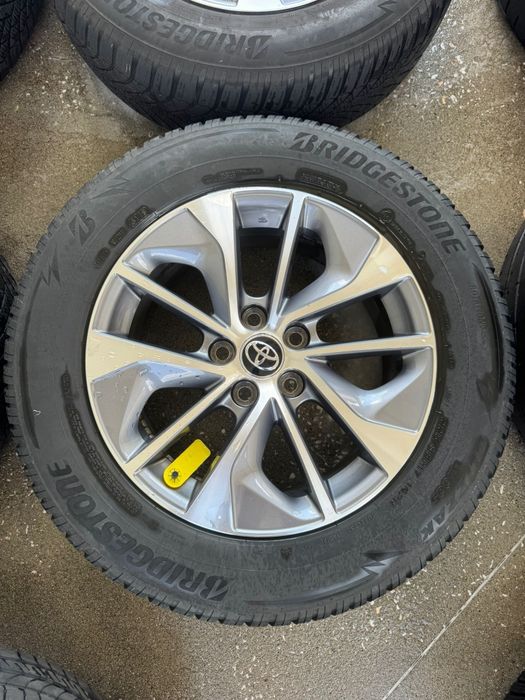 Оригинални джанти за Toyota Rav4 / Тойота Рав4 17" 5x114,3