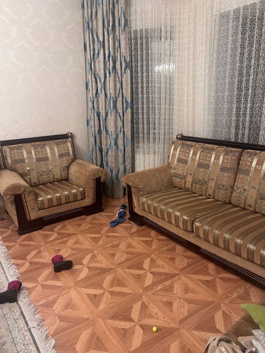 Продаю диван и 2 кресло