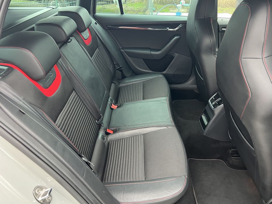 Skoda Octavia 2.0 TDI RS Steel Grey