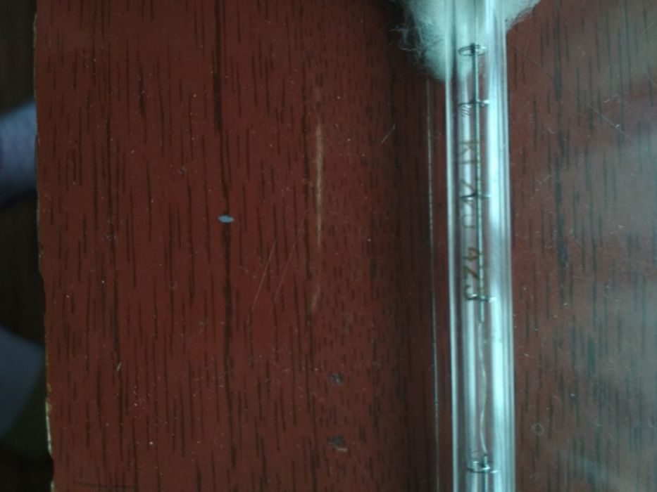 Лампа галогеновая.