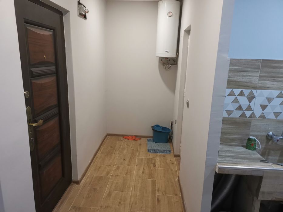Продава се Едностаен апартамент в Нови пазар - 40 кв.м за 1050 €/кв.м - Снимка #2