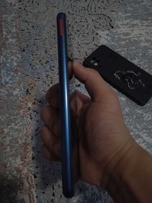 Samsung 12а телефон
