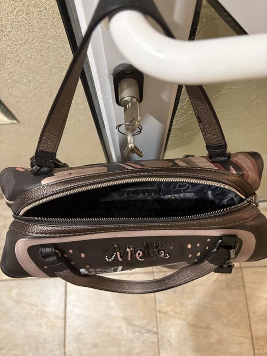 Дамска чанта Anekke