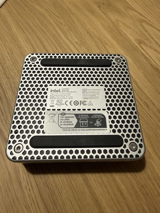 Intel NUC 13 Pro 2023 Mini PC 32 GB RAM Intel Core i7 NUC13VYKi7000