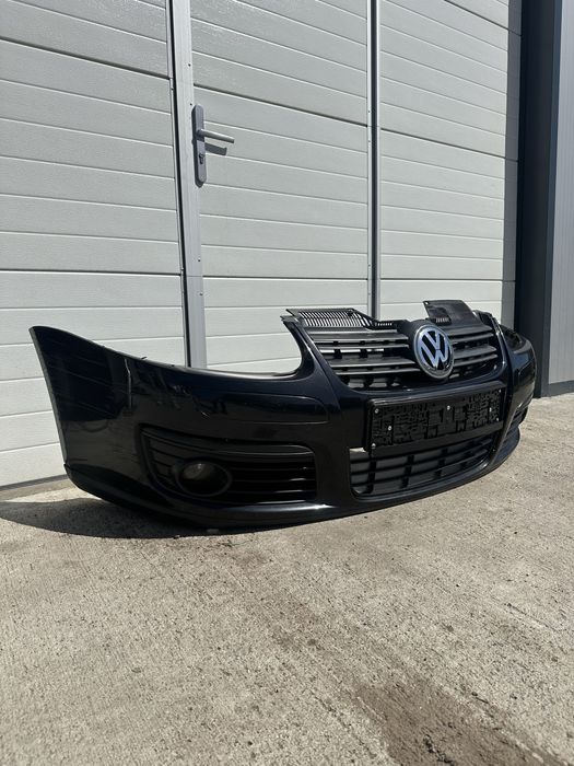 Предна броня от Vw Golf 5 GT