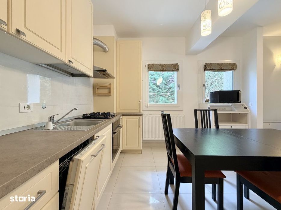 Apartament 4 camere,120 mp, imobil tip vila, garaj si boxa, A Muresanu