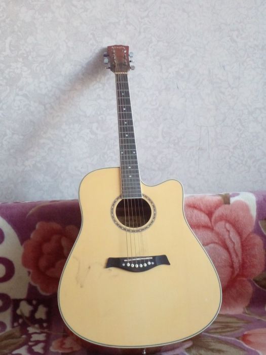 гитара акустическая