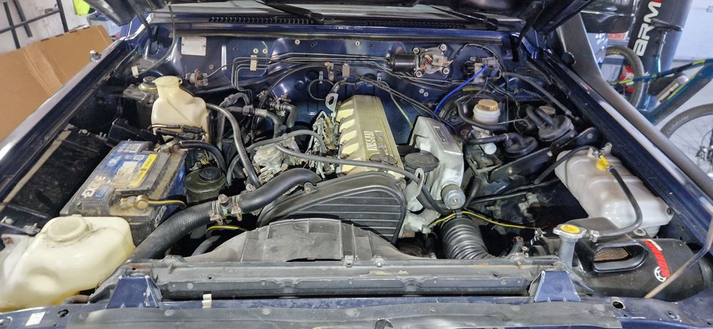 Nissan Patrol y60 SLX