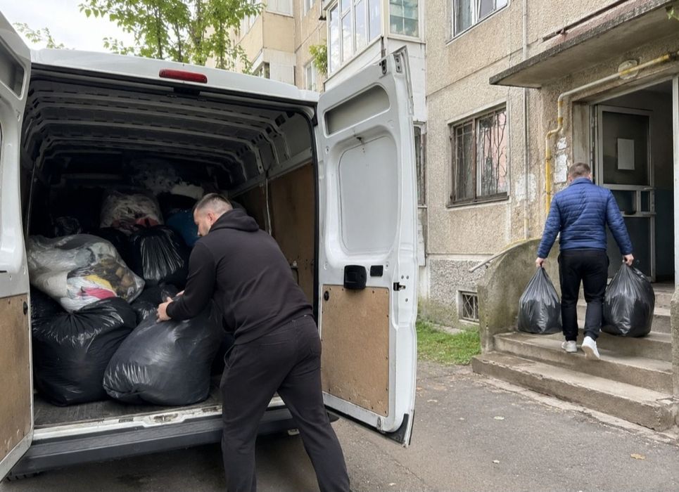 Debarasari apartamente, case,subsoluri,garaje,etc