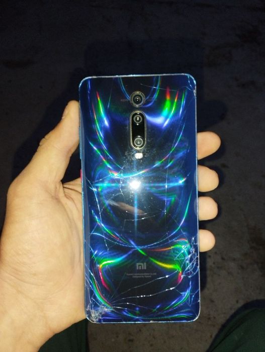 Xiaomi mi 9t sotiladi xolati yaxshi