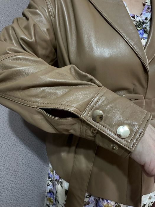 Куртка кожаная женская