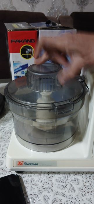 Кухонный комбайн