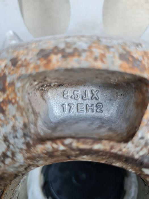 Джанти ALUTEC за BMW E39 E60 R17 5X120 ET13 8.5J