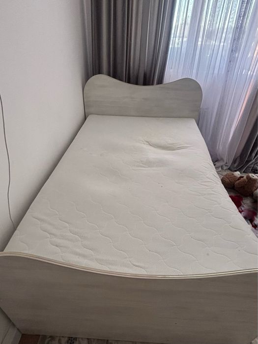 Продам 1,5 кровать