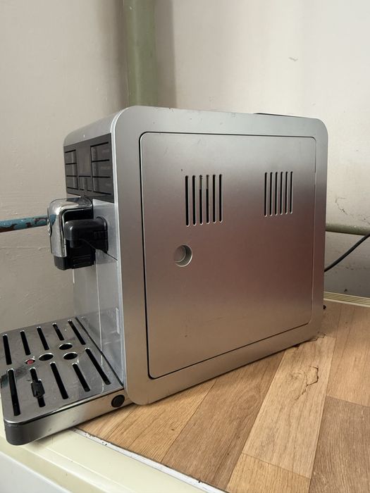 Кафе автомат машина saeko .Използвана работи без проблем,